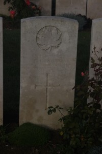 Aubigny Communal Cemetery Extension - Willis, T G