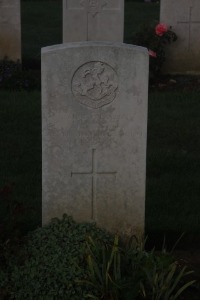 Aubigny Communal Cemetery Extension - Wilson, A E