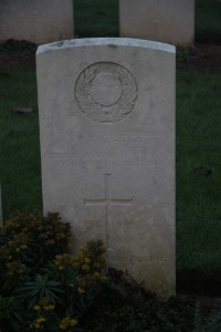 Aubigny Communal Cemetery Extension - Winch, Daniel Stanley