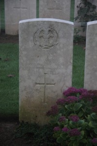 Aubigny Communal Cemetery Extension - Woods, Herbert Henry