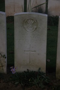 Aubigny Communal Cemetery Extension - Wyatt, Archibald Edward