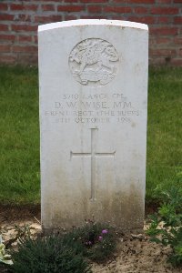 High Tree Cemetery Montbrehain - Wise, D W