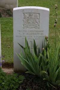 Gordon Dump Cemetery Ovillers-La Boisselle - Alderton, C F