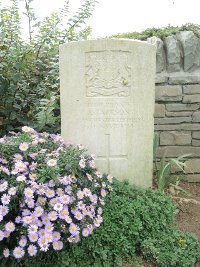 Quesnoy Farm Military Cemetery - Jackson, J