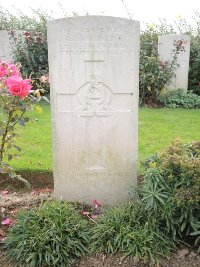 Quesnoy Farm Military Cemetery - Marchment, R