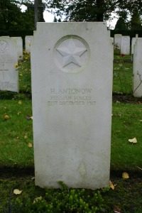 Mons (Bergen) Communal Cemetery - Antonow, H