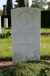 Mons (Bergen) Communal Cemetery - Arnold, E N