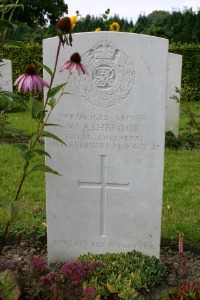 Mons (Bergen) Communal Cemetery - Ashbrook, W