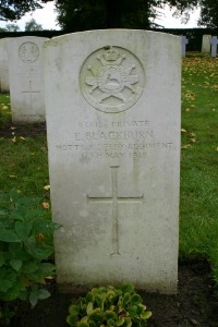 Mons (Bergen) Communal Cemetery - Blackburn, E