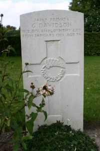 Mons (Bergen) Communal Cemetery - Davidson, George