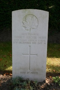Mons (Bergen) Communal Cemetery - Hern, Sydney Archie