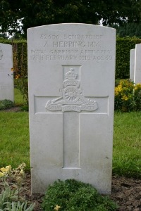 Mons (Bergen) Communal Cemetery - Herring, A