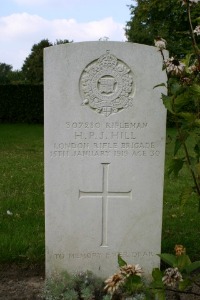 Mons (Bergen) Communal Cemetery - Hill, H P J