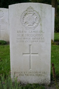 Mons (Bergen) Communal Cemetery - Hodgkins, Henry Ronald