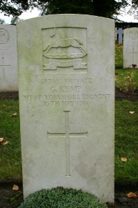 Mons (Bergen) Communal Cemetery - Kemp, G