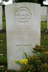 Mons (Bergen) Communal Cemetery - Lovett, T