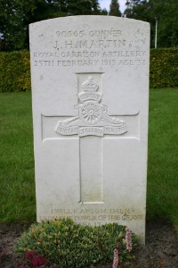 Mons (Bergen) Communal Cemetery - Martin, John