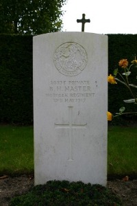 Mons (Bergen) Communal Cemetery - Master, B H