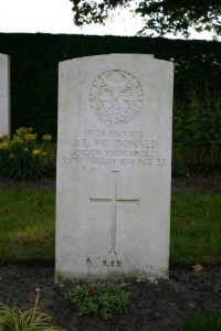 Mons (Bergen) Communal Cemetery - McDonald, James Laughlin