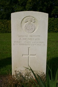 Mons (Bergen) Communal Cemetery - McMillan, Archibald
