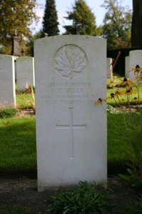 Mons (Bergen) Communal Cemetery - Mills, T