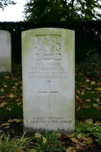 Mons (Bergen) Communal Cemetery - Moore, William