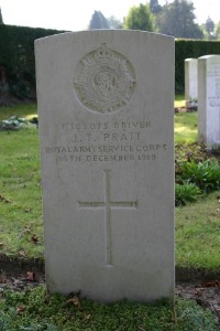 Mons (Bergen) Communal Cemetery - Pratt, J T