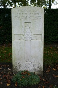 Mons (Bergen) Communal Cemetery - Richardson, John Robert