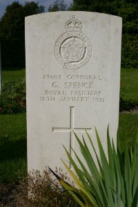 Mons (Bergen) Communal Cemetery - Spence, G