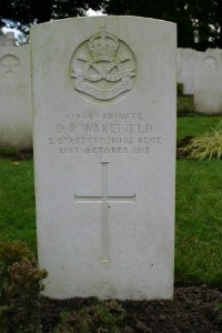 Mons (Bergen) Communal Cemetery - Wakefield, D R