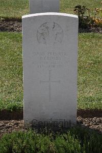 Calais Southern Cemetery - Crosby, J