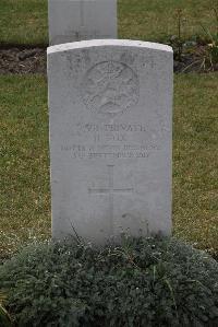 Calais Southern Cemetery - Fox, H