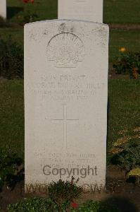 Calais Southern Cemetery - Hills, George Robert