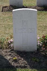 Calais Southern Cemetery - Pilkington, Brian Crabtree