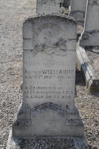 Calais Southern Cemetery - Williaume, Alfred