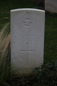 Canada Cemetery Tilloy-Les-Cambrai - Wynn, Harold William