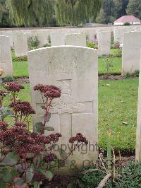 Carnoy Military Cemetery - Allen, T