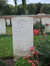 Carnoy Military Cemetery - Armour, Thomas