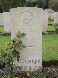 Carnoy Military Cemetery - Arnold, H