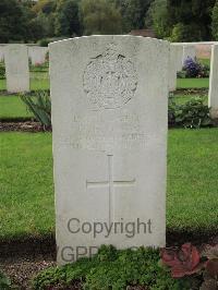Carnoy Military Cemetery - Eddowes, G