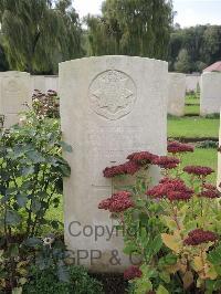 Carnoy Military Cemetery - Gray, H C