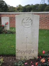 Carnoy Military Cemetery - Taylor, Robert George