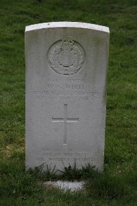 Wootton (St. Mary) Churchyard And Extension&#44; Bedfordshire - White, William George