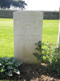 Canadian Cemetery No.2 Neuville - Atkins, Percy Joshua