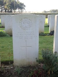 Canadian Cemetery No.2 Neuville - Bainbridge, George