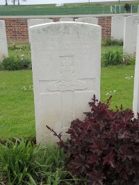 Dartmoor Cemetery Becordel-Becourt - Lloyd, Alan Scrivener