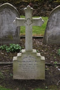 Cranfield (Ss. Peter And Paul) Churchyard - White, William Herbert
