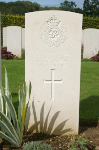Dieppe Canadian War Cemetery, Hautot-Sur-Mer - Wyatt, David Alexander