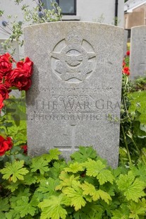 IRVINESTOWN CHURCH OF IRELAND CHURCHYARD - GREEN, FREDERICK GEORGE