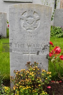 IRVINESTOWN CHURCH OF IRELAND CHURCHYARD - MOSS, FRANK